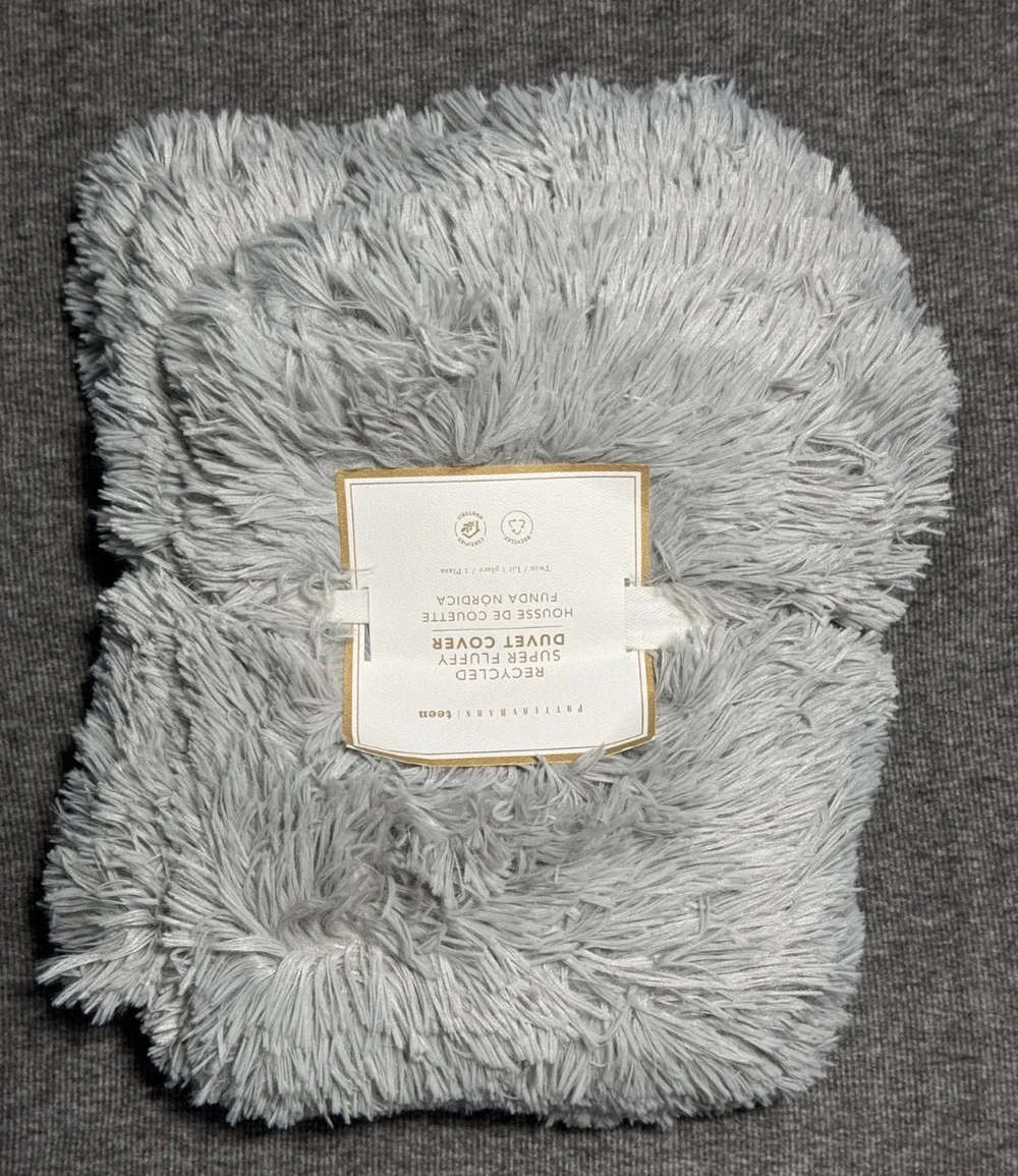 Pottery Barn Teen Recycled Super Fluffy Duvet Cover Twin 68x86 - Gray